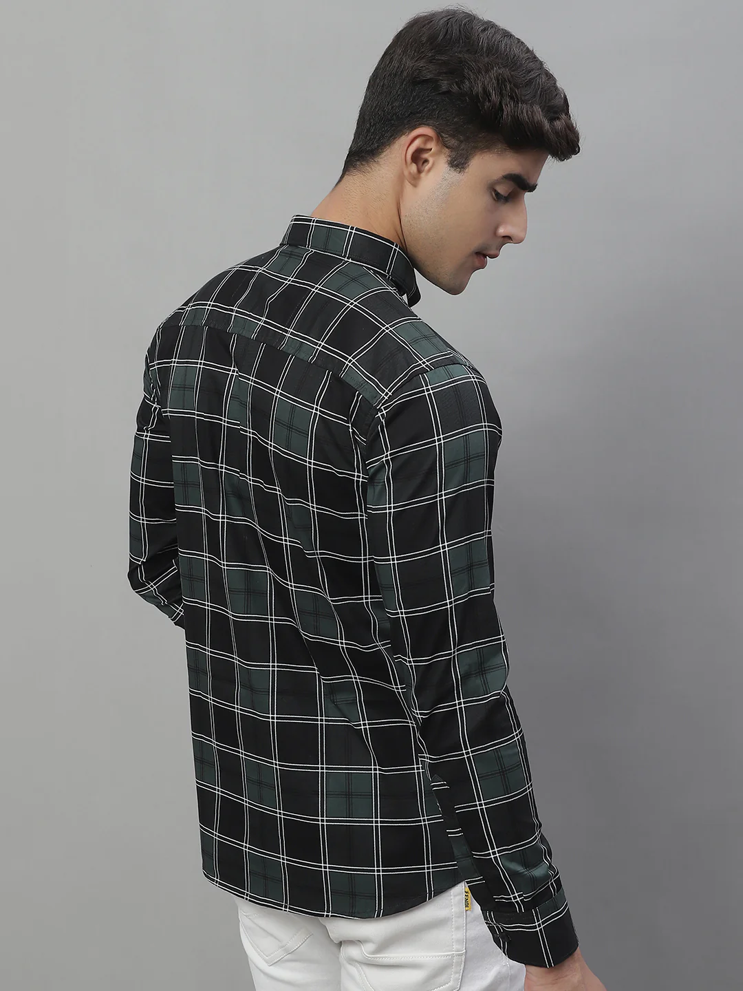 Checkmate Classic Men's Shirt - Bottle Green - Image 4