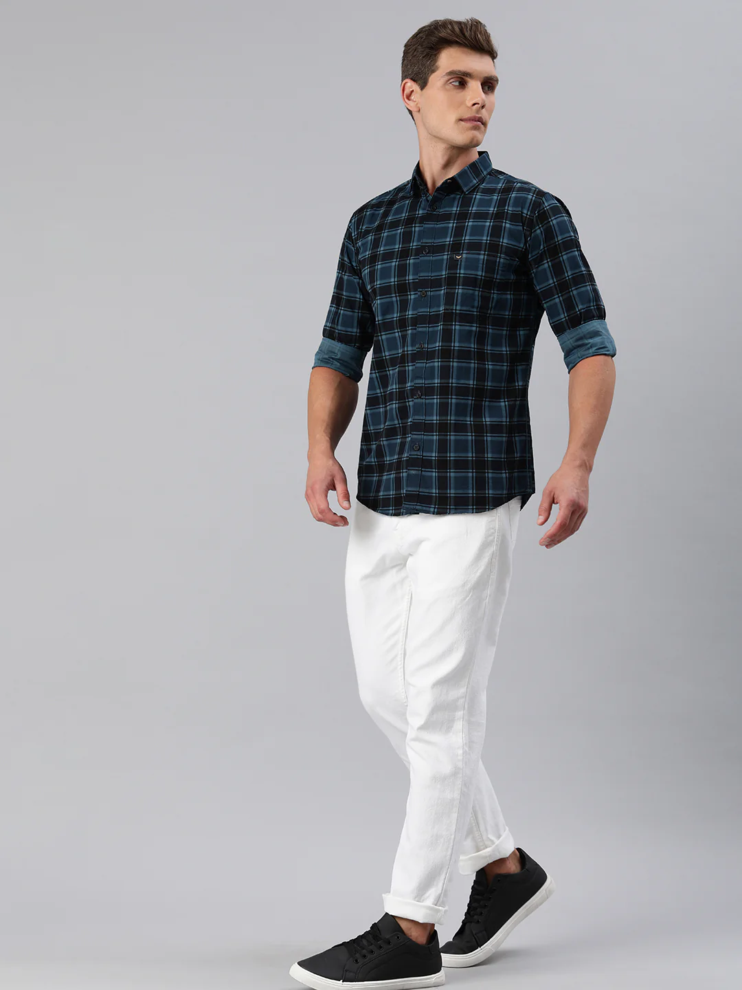 Majestic Man Checkered Slim fit Cotton Casual Shirt - Blue - Image 2